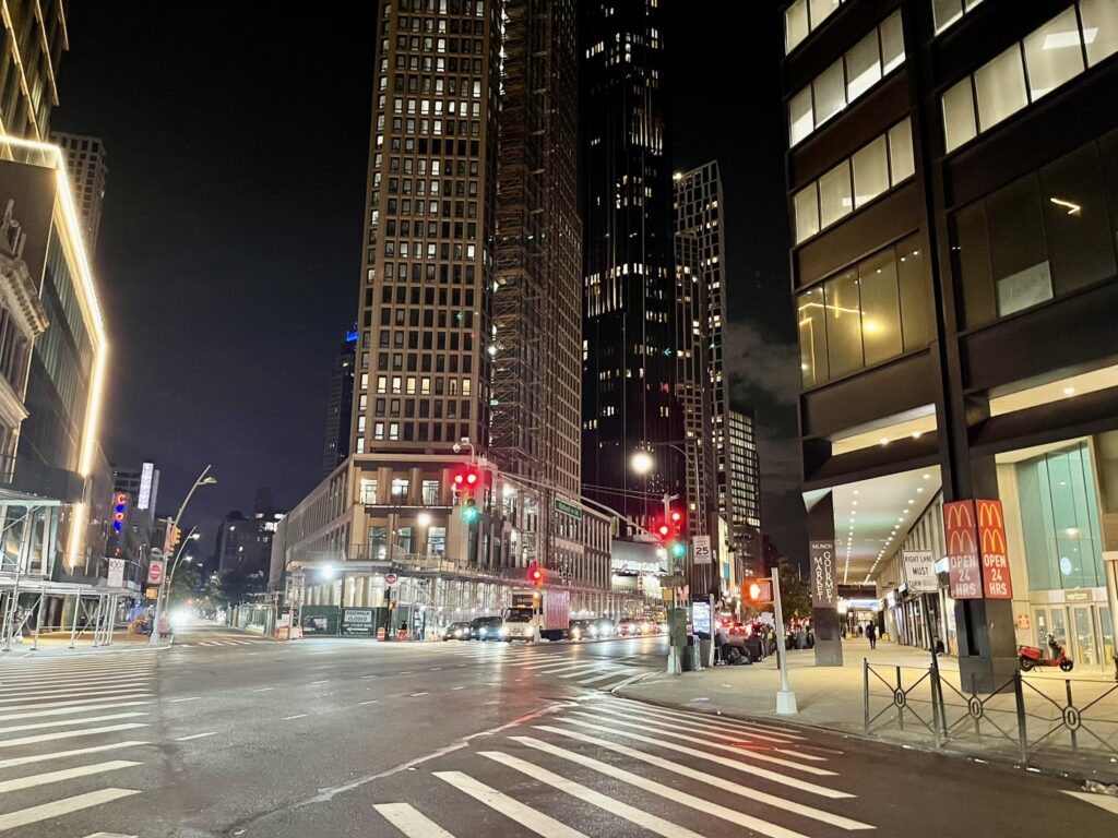 flatbush avenue at night